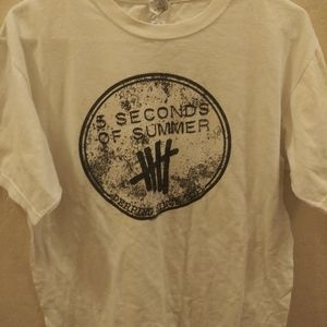 5SOS shirt